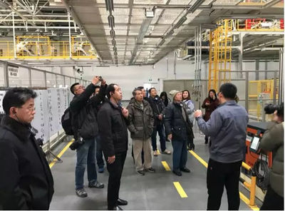 智領·跨越 中國汽車新媒體聯盟走進華晨汽車，探索軟硬件融合新篇章